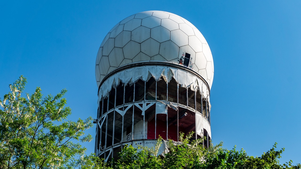 The Role of AI in Enhancing Radar Signal Processing